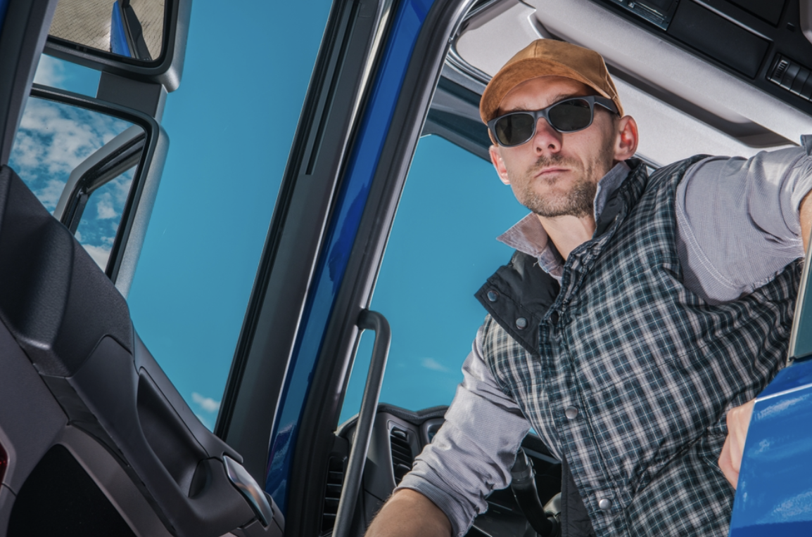 Choose the Right Trucking Company to Work For